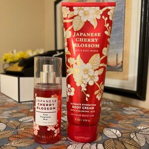 NWT Bath & Body Works Japanese Cherry Blossom Body Cream Set